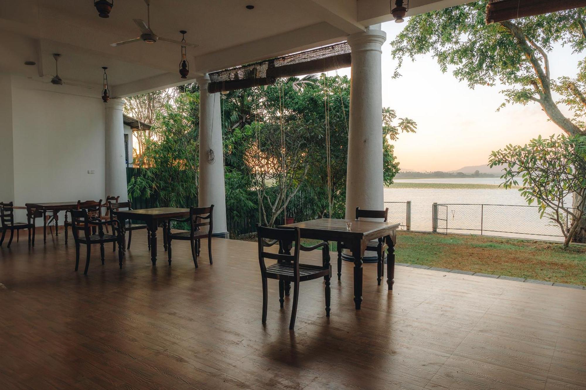 Yala Oga Reach Hotel Tissamaharama Ngoại thất bức ảnh